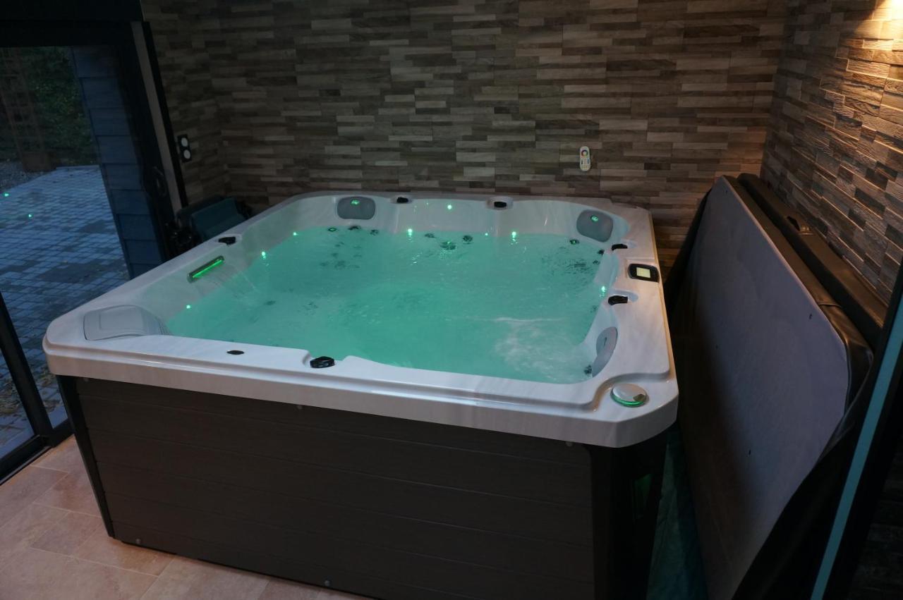 Domaine Du Moulin A Vent - Gite & Spa Saint-Florent-sur-Cher Exteriör bild