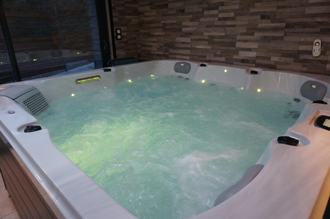 Domaine Du Moulin A Vent - Gite & Spa Saint-Florent-sur-Cher Exteriör bild